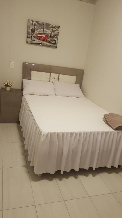 Los Monges Aparthotel Ciudad del Este Esterno foto